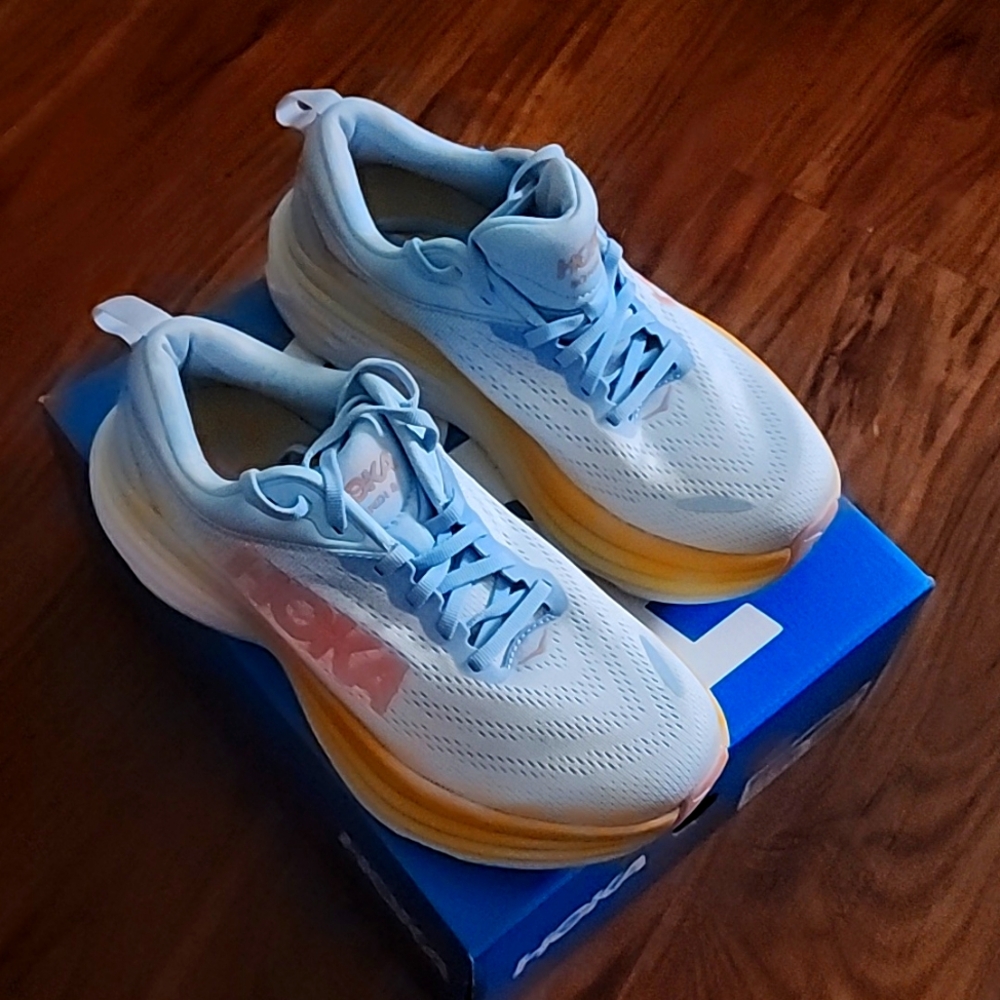 Hoka Bondi 8 wide width US size 7